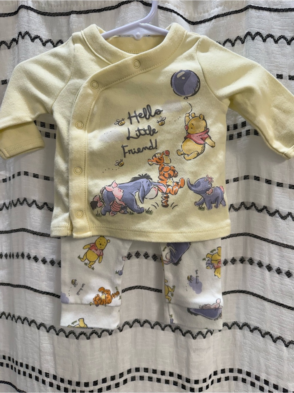 Disney Yellow Winnie the Pooh & Friends Matching Set